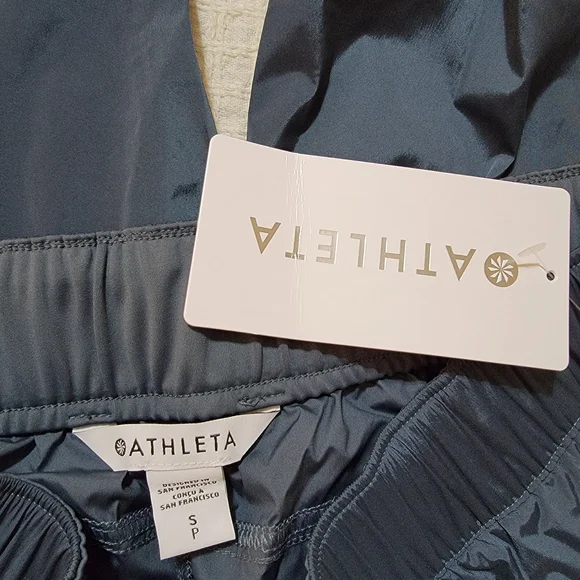 ✨️NEW Athleta Rise Eden Dark Teal Track Pants - Picture 5 of 7